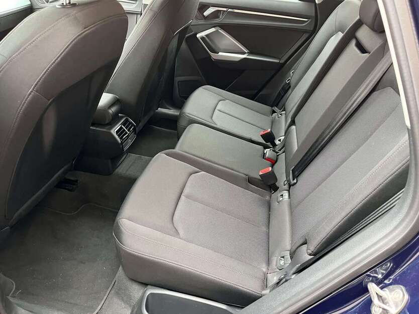 Audi Q3 66.500 km 23.900 € Berlin 14195