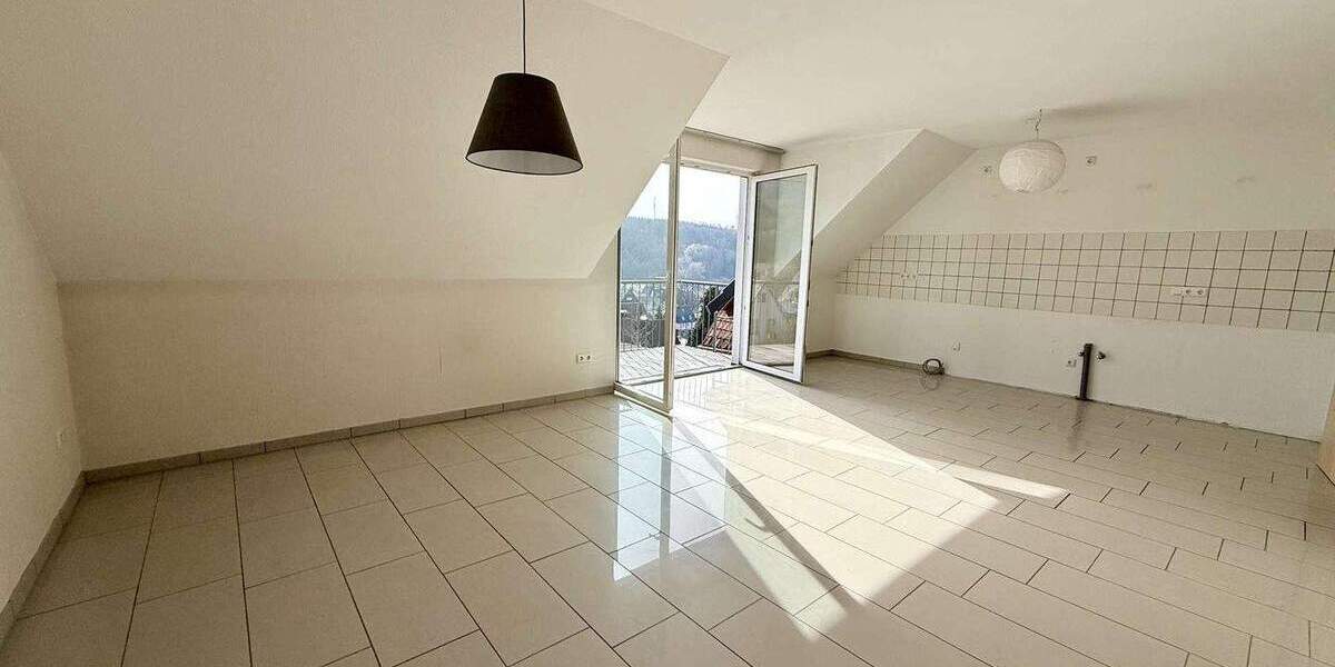 Etagenwohnung Helsa Wickenrode - 3 Zimmer, 83 m&sup2;, 650&euro; | Angebot:25676623