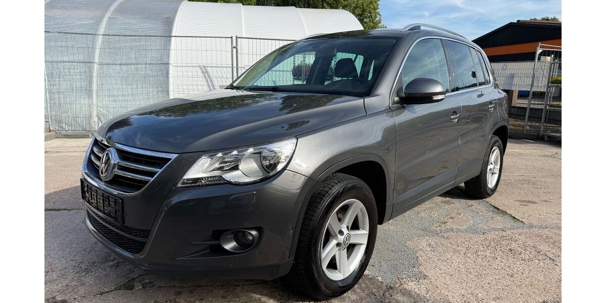 VW Tiguan 160.920 km 5.490 &euro; Höxter 37671