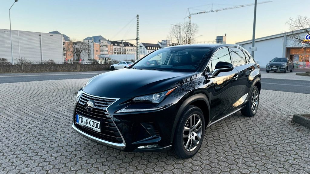 Lexus NX 300 110.000 km 26.700 &euro; Bitburg 54634