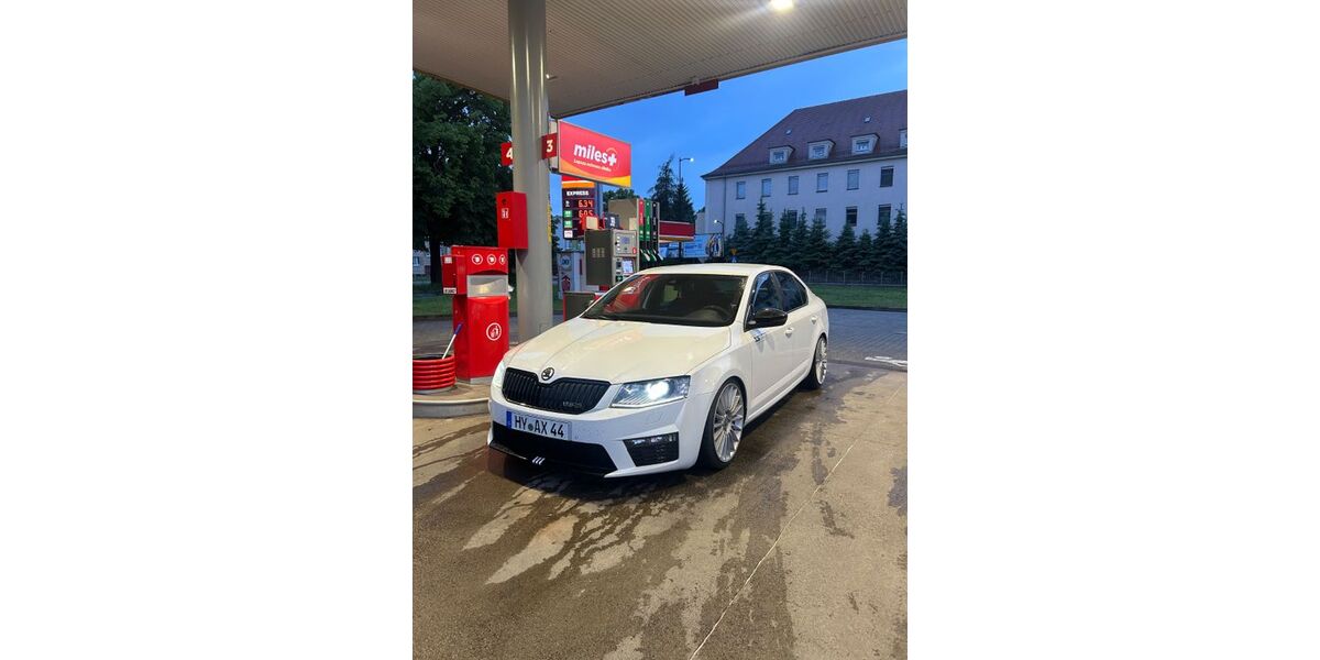 Skoda Octavia 210.000 km 9.800 &euro; Heidenau 01809