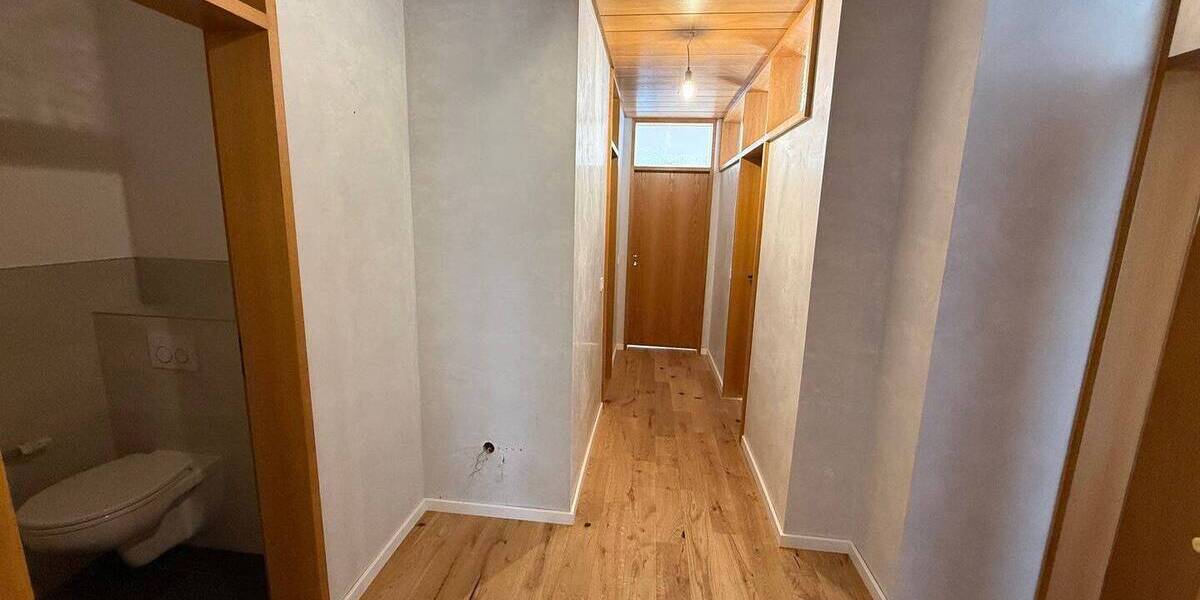 Mehrfamilienhaus, Wohnhaus Volkach - 6 Zimmer, 210 m&sup2;, 629.000&euro; | Angebot:26258554