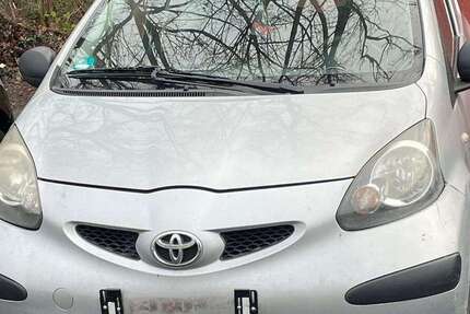 Toyota Aygo 104.000 km 2.600 € Bonn 53123