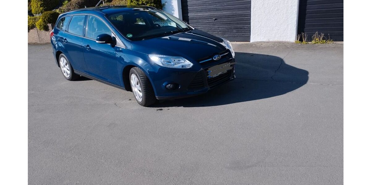 Ford Focus 173.000 km 4.300 &euro; Schmallenberg 57392