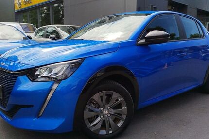 Peugeot 208 19.294 km 16.480 &euro; Potsdam 14480