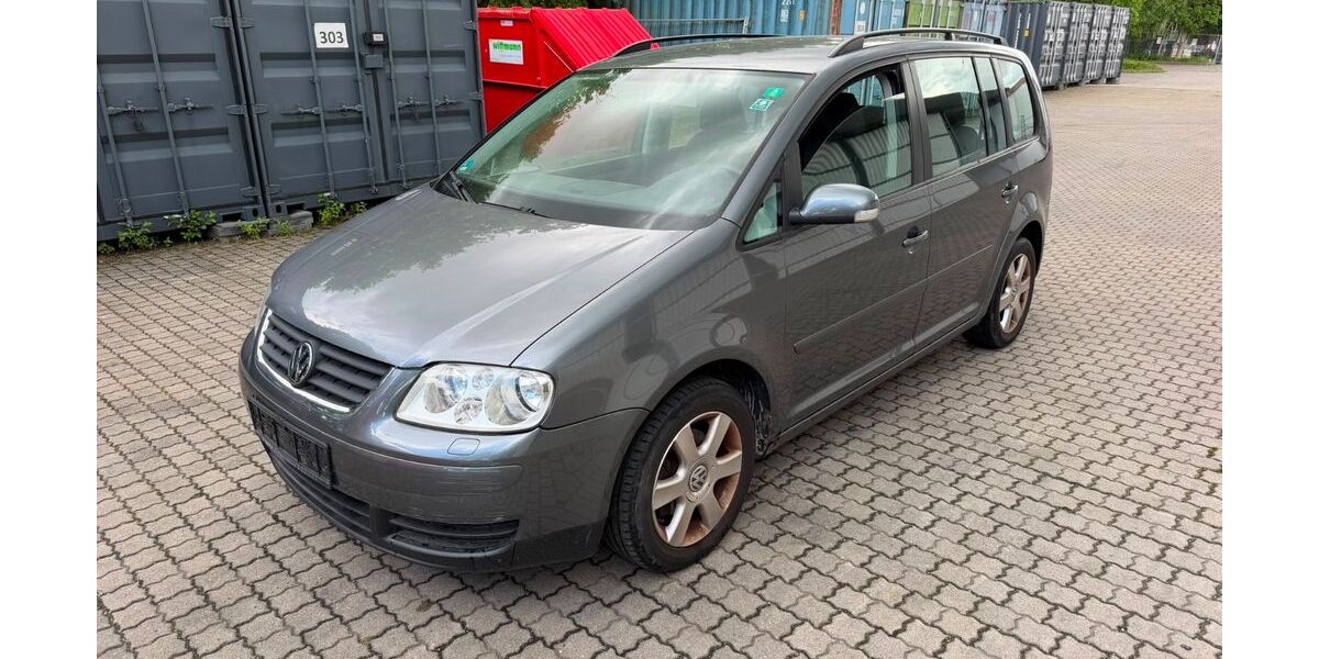 VW Touran 310.000 km 1.090 &euro; München 81829