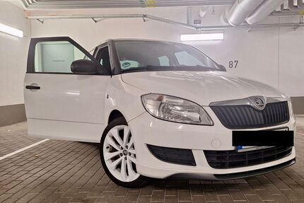 Skoda Fabia 33.700 km 8.500 &euro; Berlin 14199