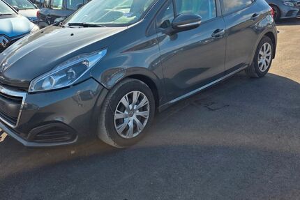 Peugeot 208 212.000 km 3.990 € Blankenfelde-Mahlow 15831