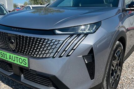 Peugeot 3008 5.711 km 29.890 &euro; München 81829