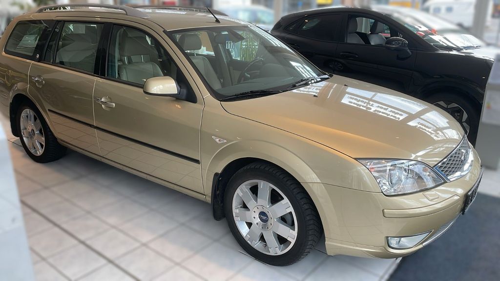 Ford Mondeo 45.711 km 9.490 &euro; Berlin 13509
