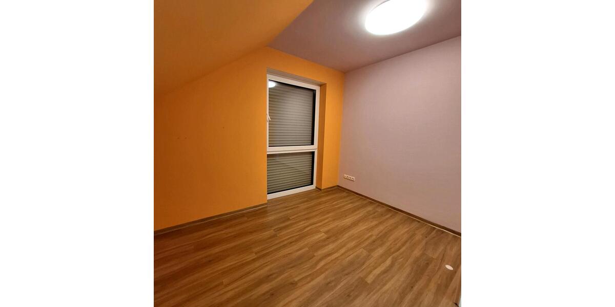 Doppelhaushälfte Papenburg - 4 Zimmer, 92 m&sup2;, 270.000&euro; | Angebot:27297163