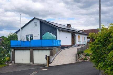 Traum für Familien oder Anleger - Großzügig, modernisiert & sofort bezugsbereit 1 zimmer