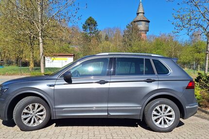 VW Tiguan 75.900 km 22.300 &euro; Pinneberg 25421