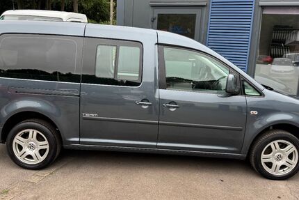 VW Caddy Maxi 124.007 km 8.950 &euro; Schmallenberg 57392