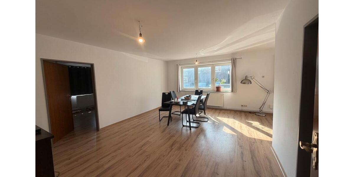 Erdgeschoßwohnung Lübeck Sankt Lorenz Nord - 5 Zimmer, 110 m&sup2;, 2.500&euro; | Angebot:25437021