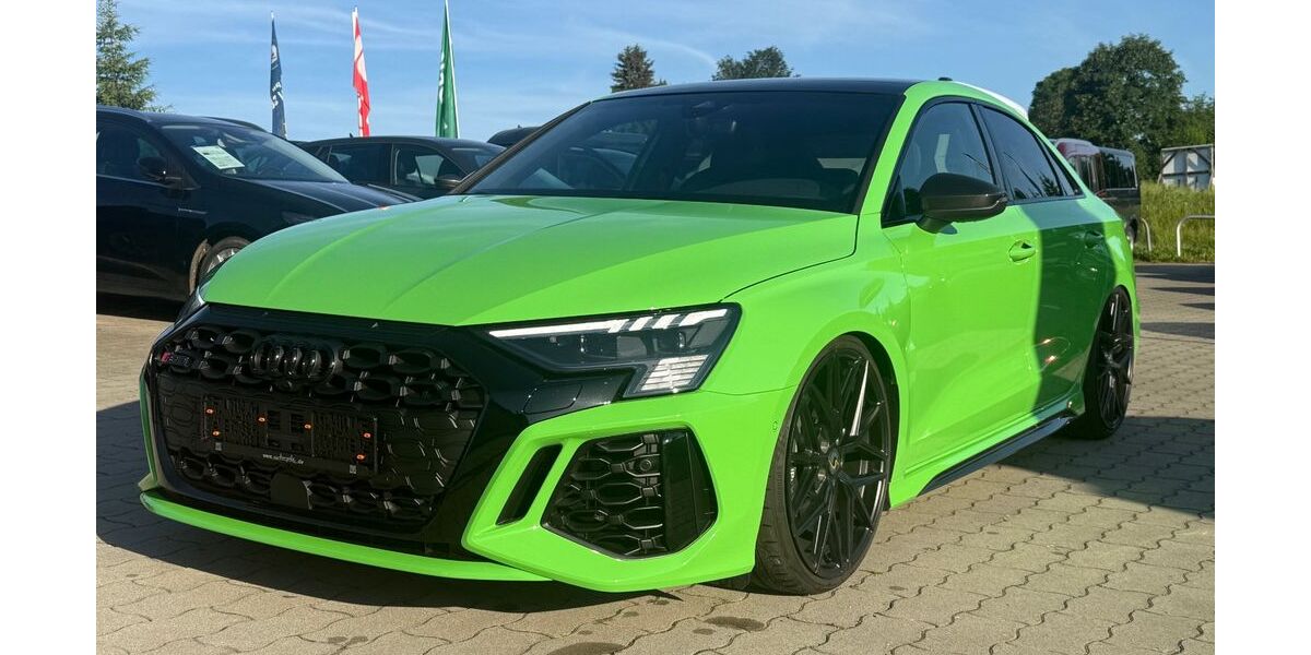 Audi RS3 11.220 km 64.980 &euro; Thermalbad Wiesenbad OT Schönfeld 09488