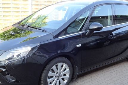 Opel Zafira 117.977 km 11.990 &euro; Hohenlockstedt 25551