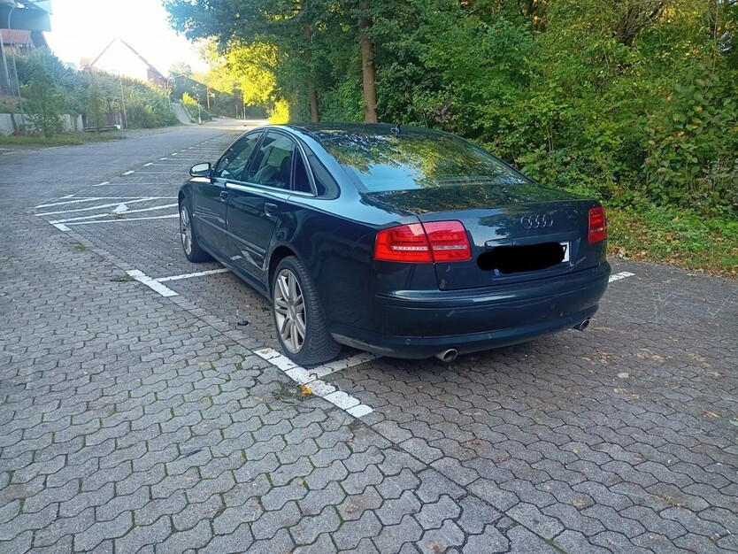 Audi A8 260.000 km 6.400 € Löhne 32584