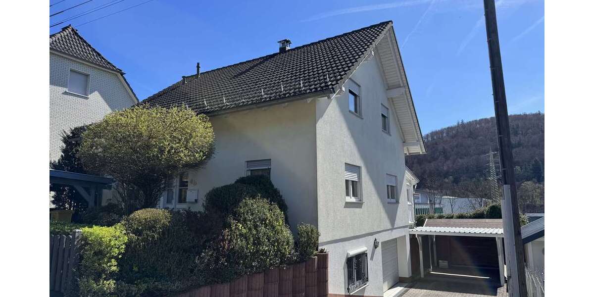 Einfamilienhaus Hilchenbach - 4 Zimmer, 134 m&sup2;, 370.000&euro; | Angebot:26349652
