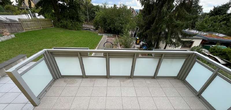 Einfamilienhaus Weinböhla - 5 Zimmer, 155 m&sup2;, 2.300&euro; | Angebot:25278104