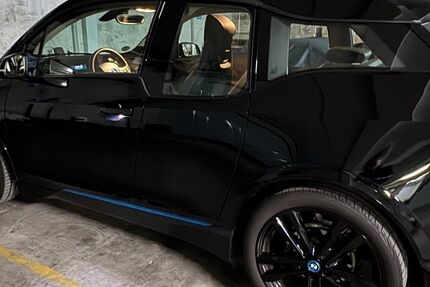 BMW i3 22.290 km 24.900 € Riemerling bei München 85521