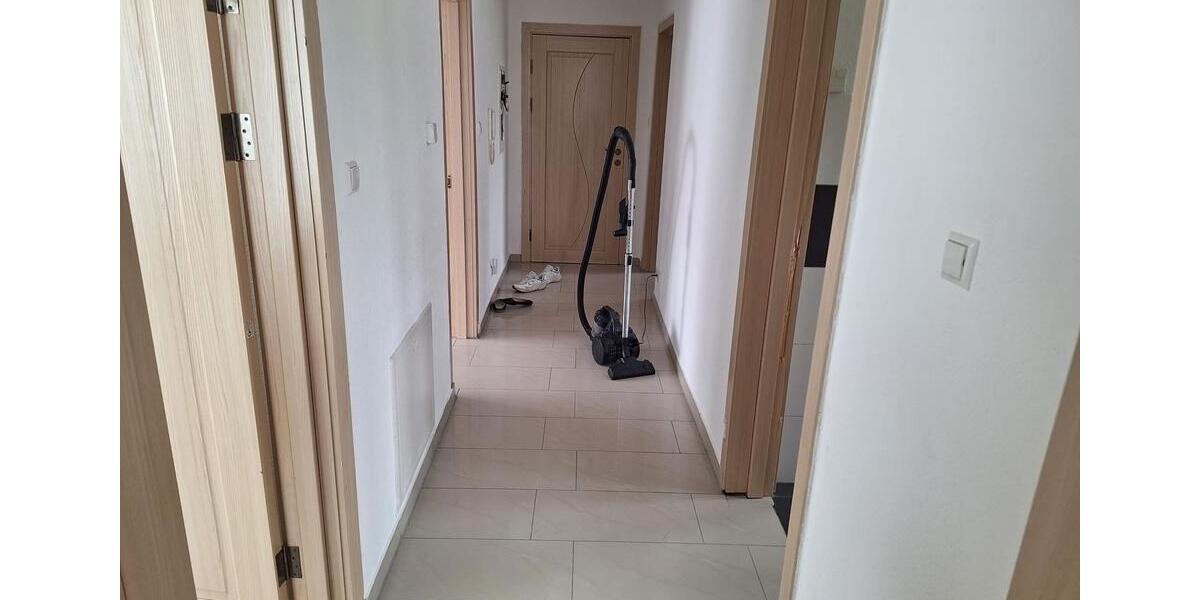 Etagenwohnung Aalen - 3 Zimmer, 94 m&sup2;, 1.000&euro; | Angebot:26532914