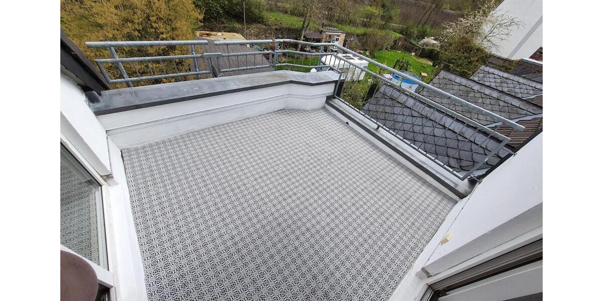 Helle 2-Zimmer Wohnung mit 2 Balkonen Bad Münstereifel im Outlet 2 zimmer