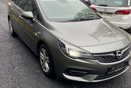Opel Astra K Sports1.5CDTI/NAVI.VOLL-LED.PDC.ALU-A 117.000 km 6.500 &euro; Hilden 40721