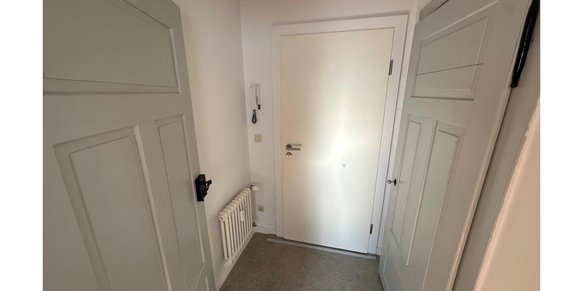 Möblierte 1-Raum Atelierwohnung mit Echtholzboden im ruhigen Hinterhaus - Appartement Gera Pforten | Angebot:26232900