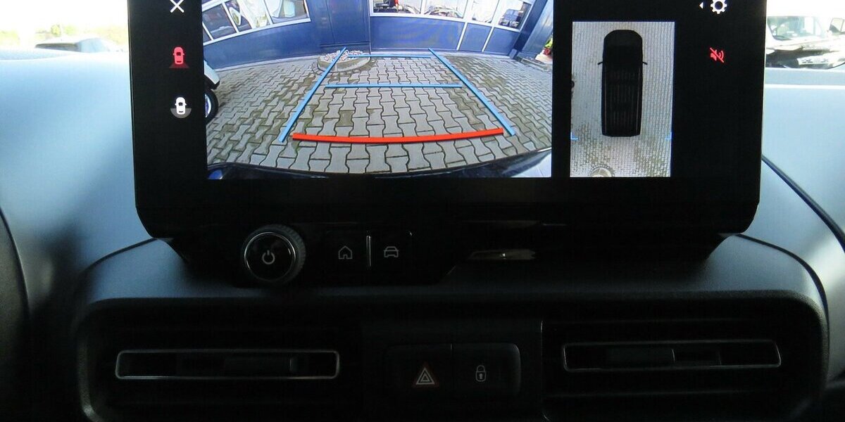 Fiat Doblo Maxi Kombi 130 / 7-Sitze + Vollausstattung 10.280 km 25.790 &euro; Münchenbernsdorf 07589