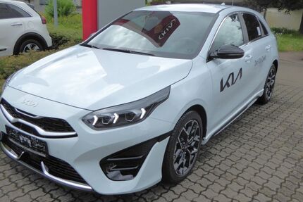 Kia ceed / Ceed 1.500 km 28.980 € Offenburg 77652