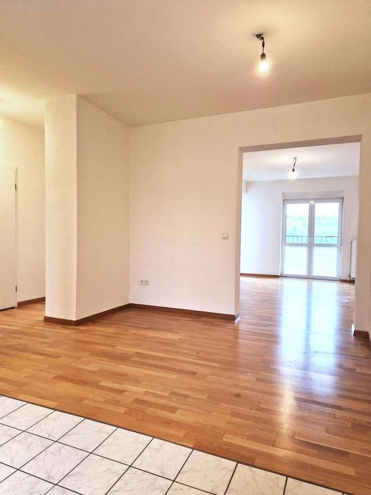 Wohnung zum Kaufen in Saarbrücken 149.000 € 67 m²