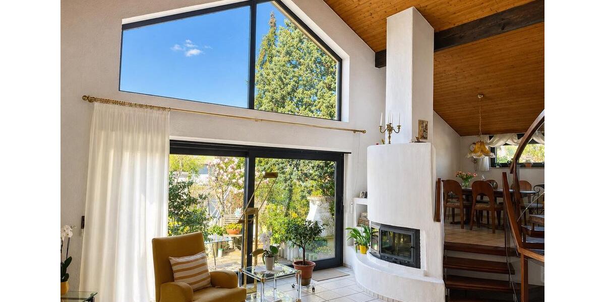 Villa Hockenheim - 15 Zimmer, 300 m&sup2; | Angebot:26327588