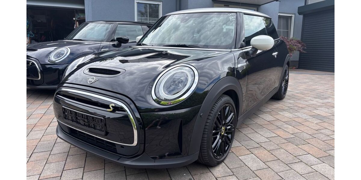 Mini Cooper SE 26.982 km 22.499 &euro; Harxheim/ Mainz 55296