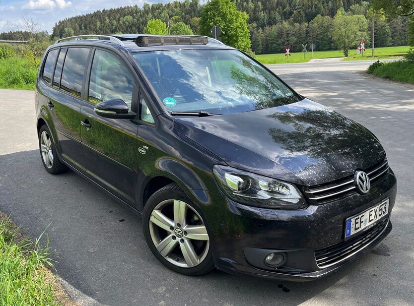VW Touran 150.000 km 9.875 € Erfurt 99096