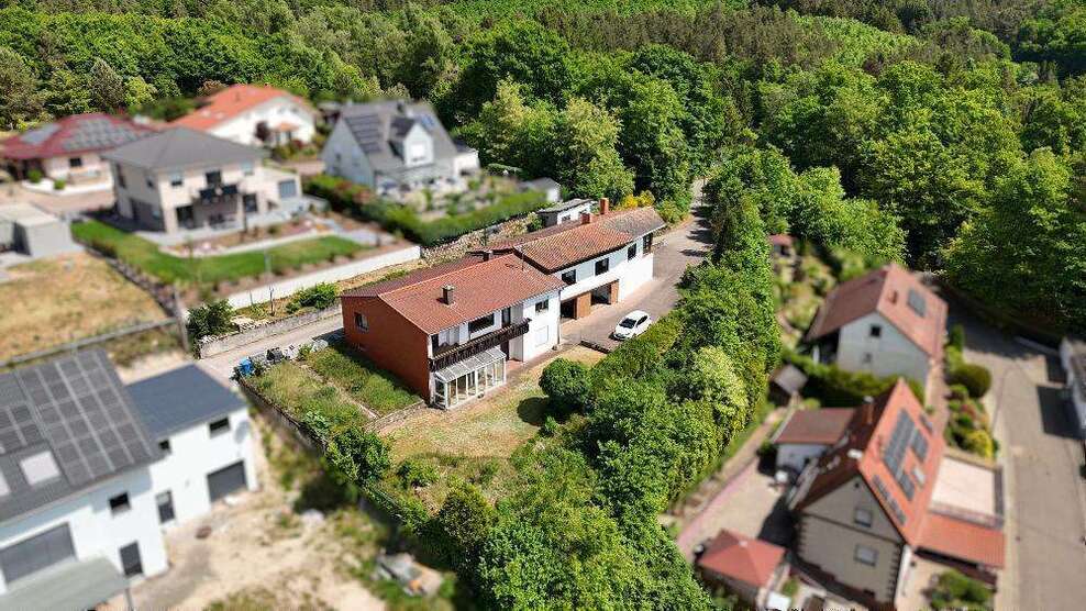 Haus zum Kaufen in Merzalben 299.000 € 255 m²