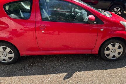 Toyota Aygo (X) 77.711 km 1.950 &euro; Klipphausen 01665