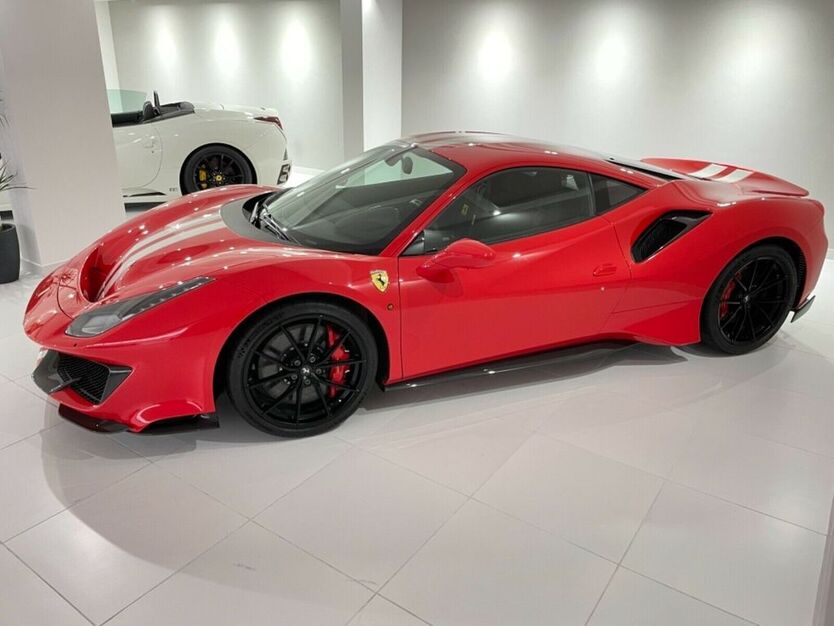 Ferrari 488 Pista 8.000 km 721.000 € Hennef 53773