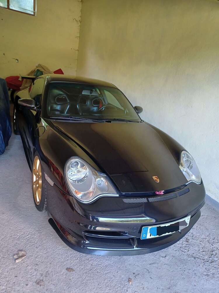 996