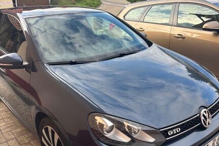 VW Golf 273.000 km 6.500 € Öhringen 74613