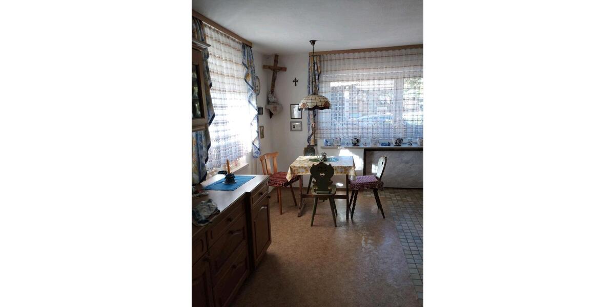 Einfamilienhaus Seubersdorf in der Oberpfalz - 6 Zimmer, 140 m&sup2;, 240.000&euro; | Angebot:26960649