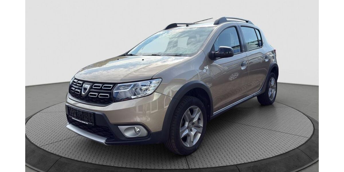 Dacia Sandero 60.138 km 8.997 &euro; Neustadt 08223