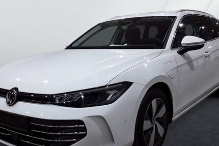 VW Passat 25.000 km 33.369 &euro; Mainburg 84048