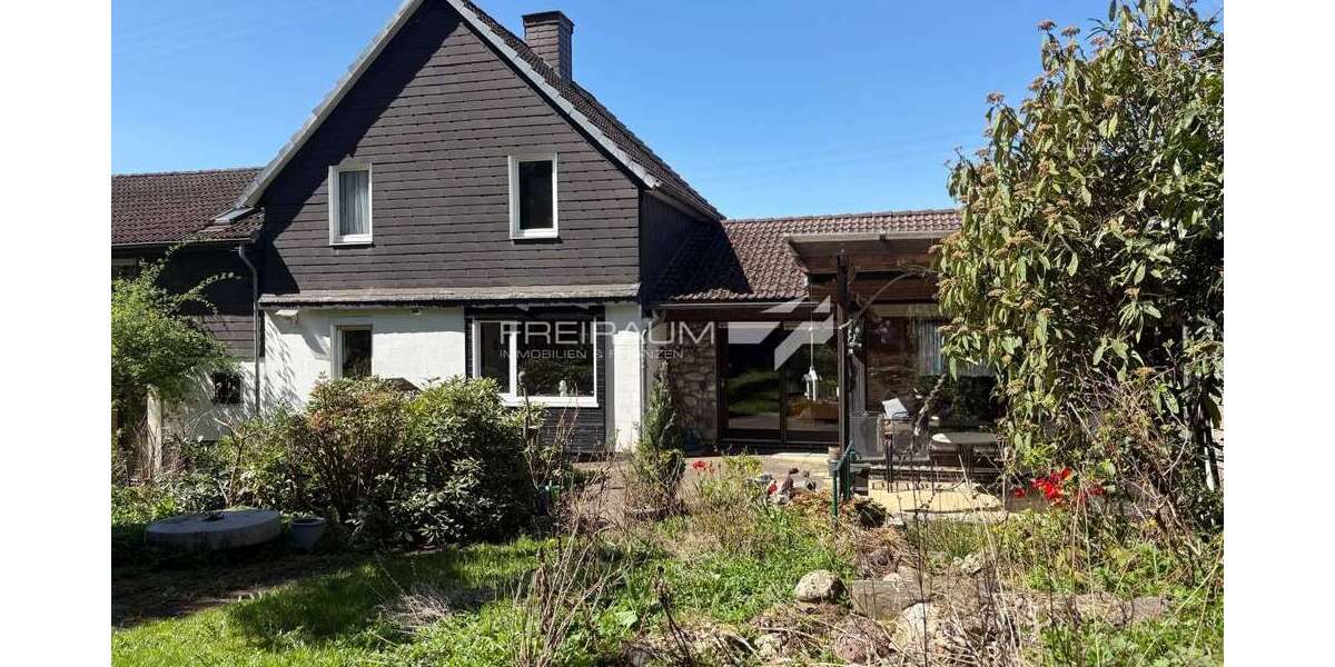 Einfamilienhaus Netphen - 8 Zimmer, 224 m&sup2;, 265.000&euro; | Angebot:26579127