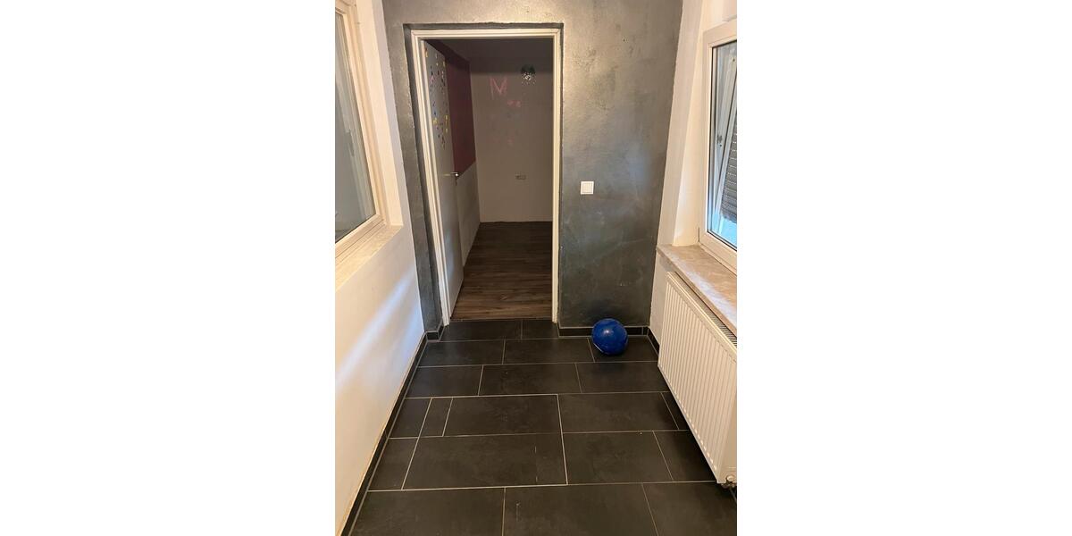 Mehrfamilienhaus, Wohnhaus Ipsheim - 7 Zimmer, 170 m&sup2;, 500.000&euro; | Angebot:27024841