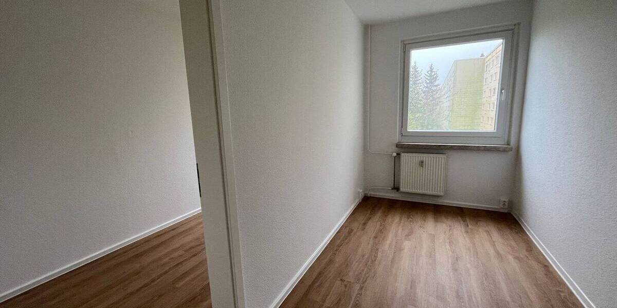 Etagenwohnung Zwickau Neuplanitz - 5 Zimmer, 82 m&sup2;, 457&euro; | Angebot:25739747