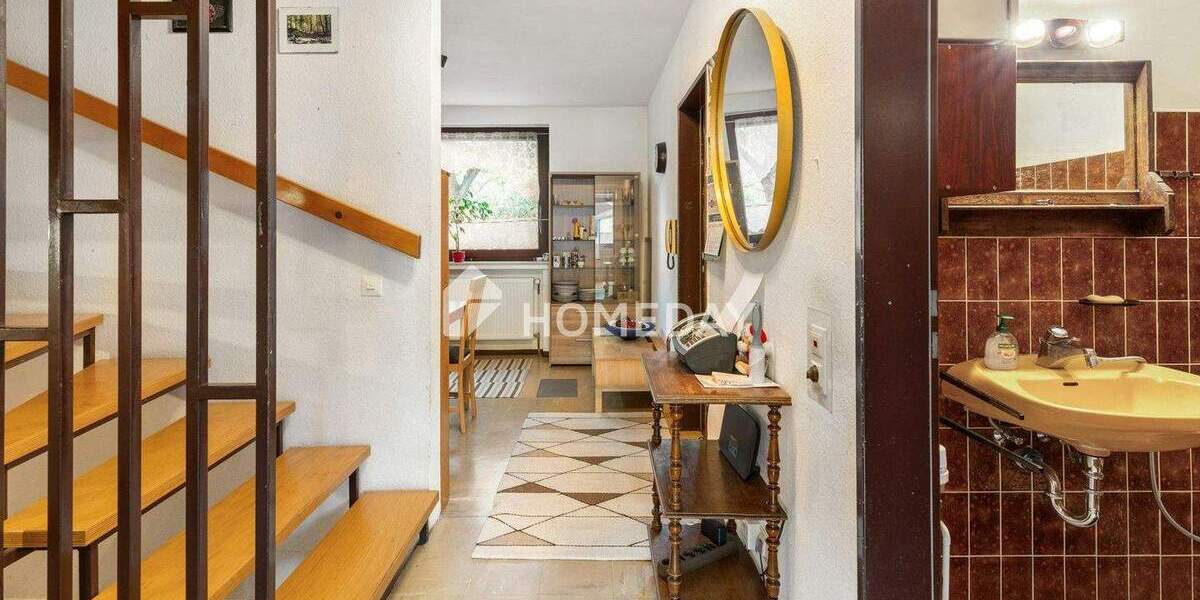 Großzügiges Reihenendhaus mit Südbalkon, Terrasse & Garage in ruhiger Lage 7 zimmer