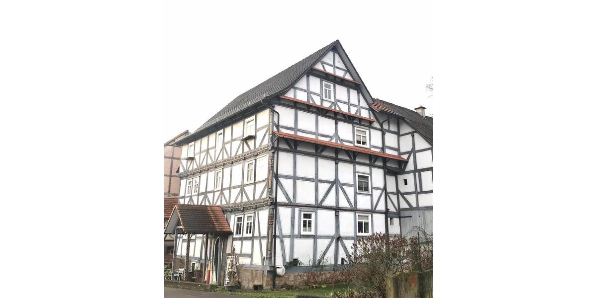 Einfamilienhaus Rotenburg an der Fulda - 9 Zimmer, 235 m&sup2;, 220.000&euro; | Angebot:26879309