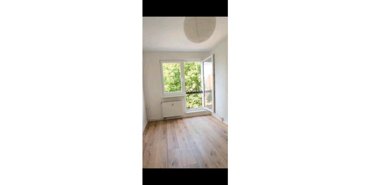 Wohnen auf Zeit Leipzig Südost - 3 Zimmer, 12 m&sup2;, 320&euro; | Angebot:26402160