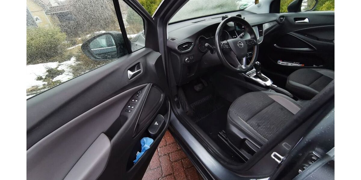 Opel Crossland (X) 157.000 km 10.400 &euro; Ringsberg 24977